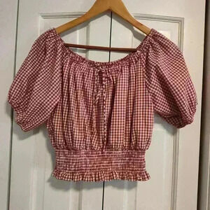 Beyond the radar cropped red gingham check top | size Large